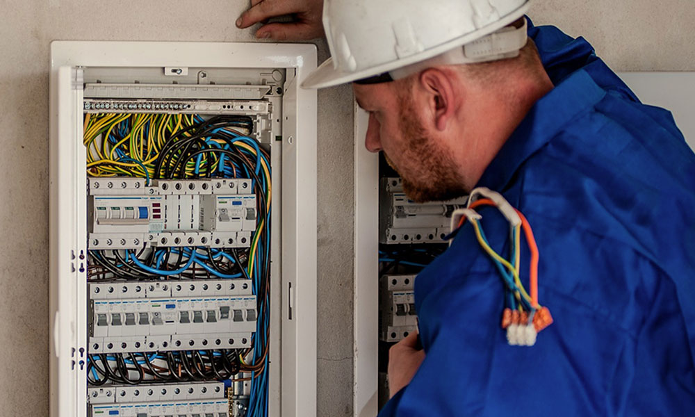House Electrical Inspection: Electrician Girraween